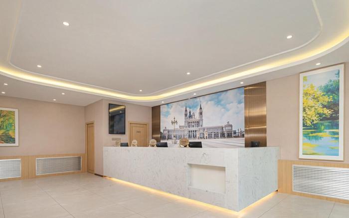 Vienna Hotel Urumqi Nianzigou Metro Station