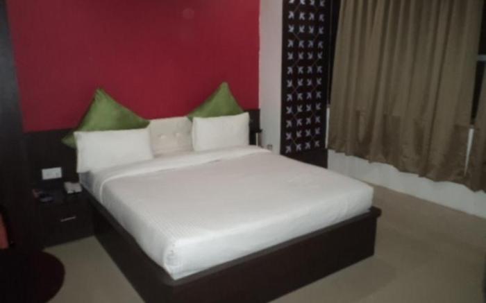 Hotel R K International