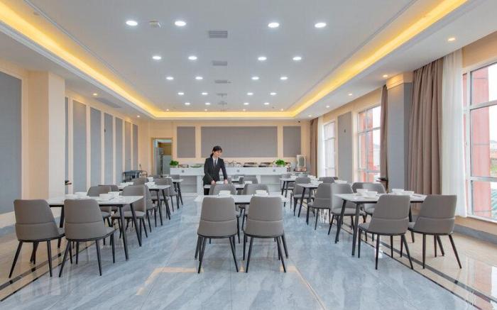 Vienna Hotel HanChuan Xinhe