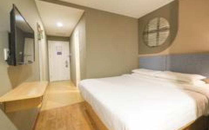 Home Inn Neo Quanzhou Jiuyi Road West Street Ancient City