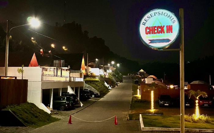 Halimun glamping