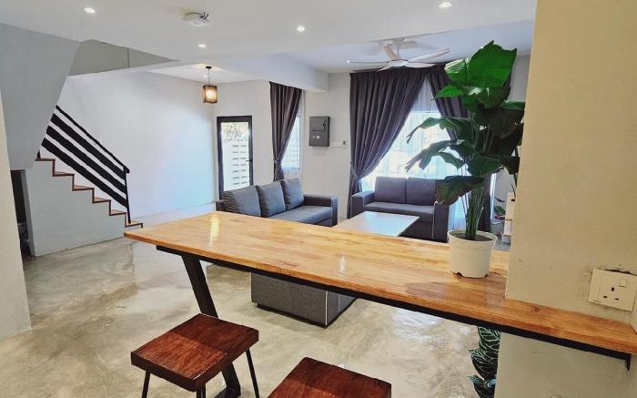 Gold Plus Homestay 5968