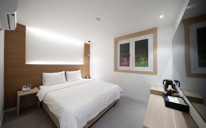 Changwon Palyongdong DEUMEU Hotel