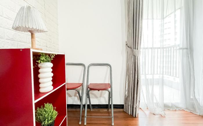 Cozy 1BR Apt at The Wave Kuningan By Travelio