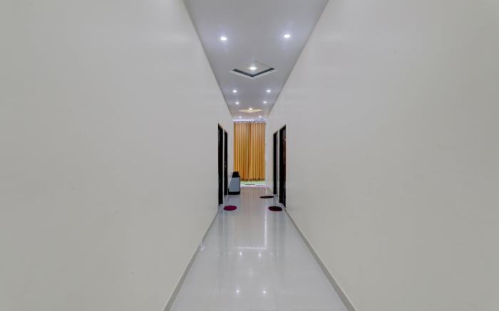 SPOT ON Kanhaiya Hotel