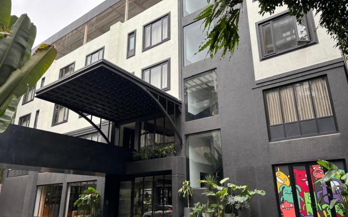 Wellesley Hotel