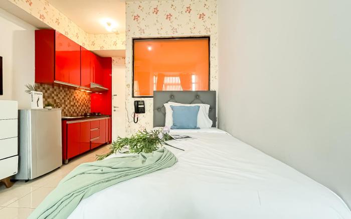 Studio Apartment at Pakubuwono Terrace By Travelio