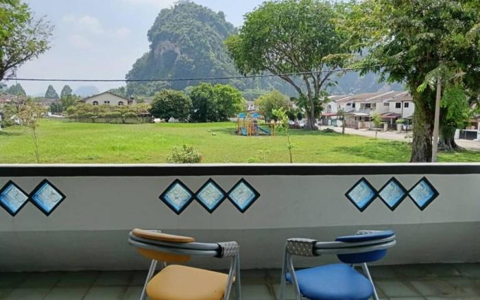 Grey Fantasy Homes - Room #1