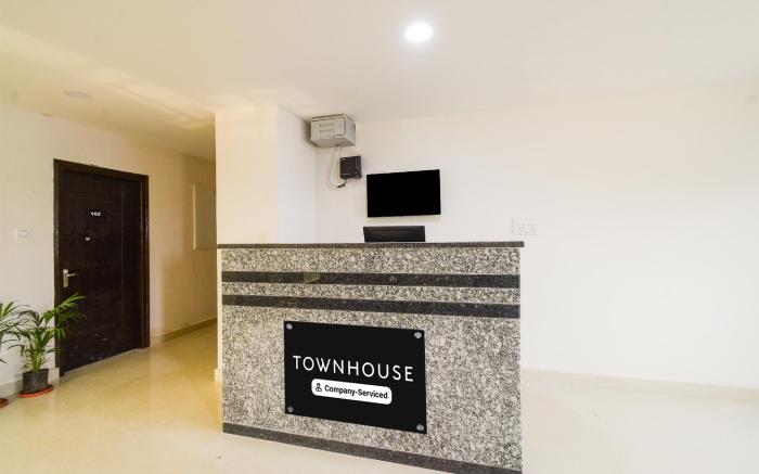 Super Townhouse Golden Temple Manikonda
