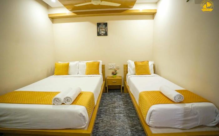 Hotel Liv By Yellow Bells