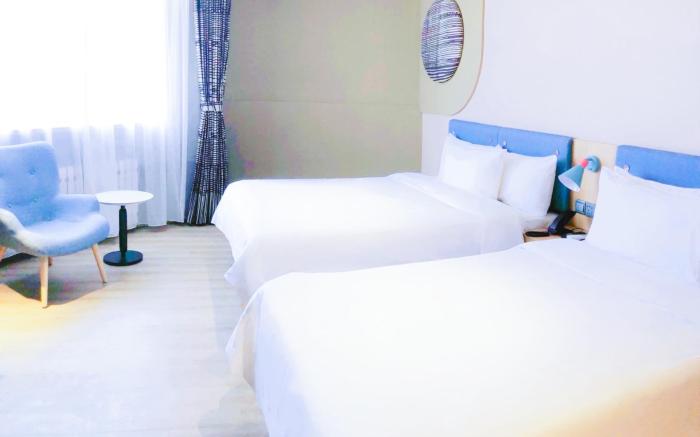 Home Inn Neo Changchun People's Square Jinshui Road Wanda