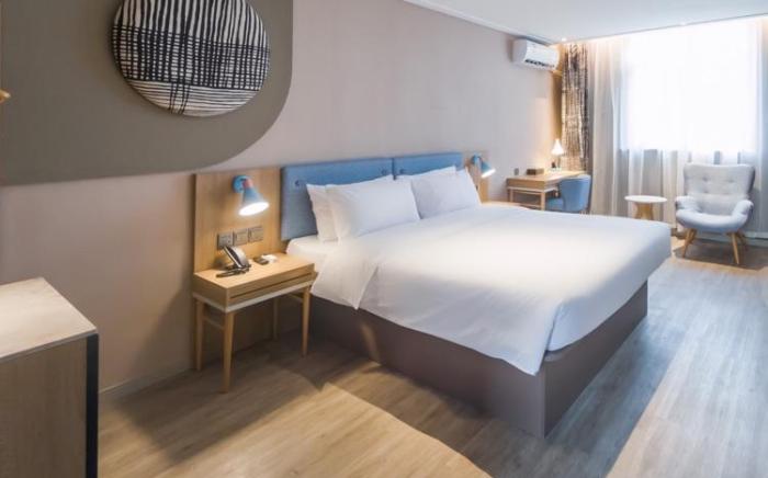 Home Inn Neo Wuhan Children's Hospital Hong Kong Road Metro Station