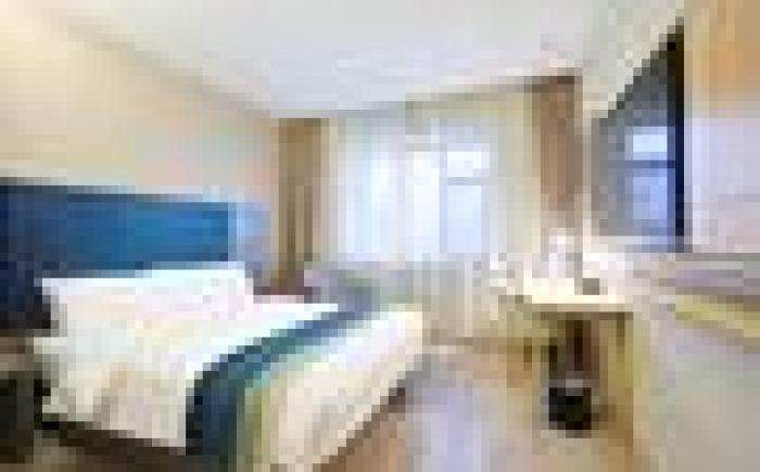 Home Inn Style Changchun Jingyue University Town Xunchi Plaza