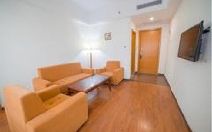 Ease Hotel Yangjiang Yangdong Expressway Exit