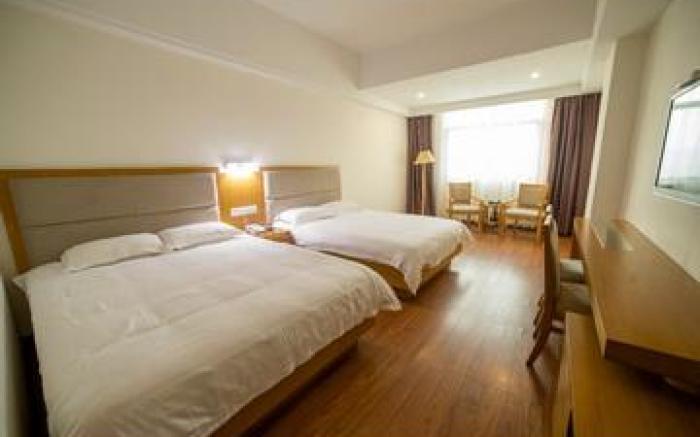 Ease Hotel Yangjiang Yangdong Expressway Exit
