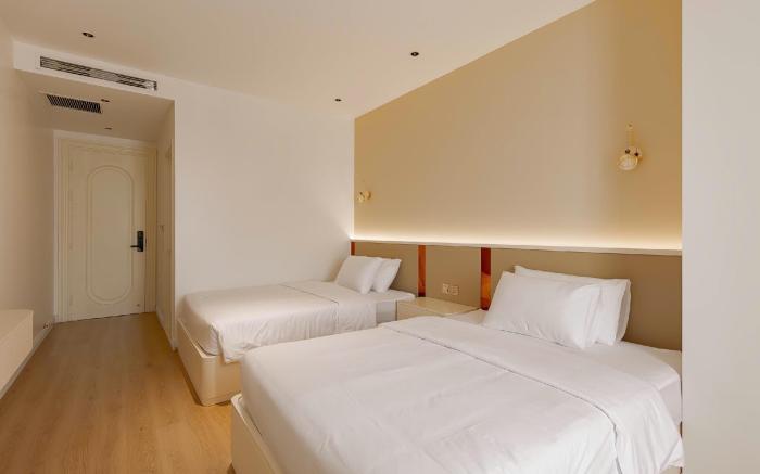 The World Hotel