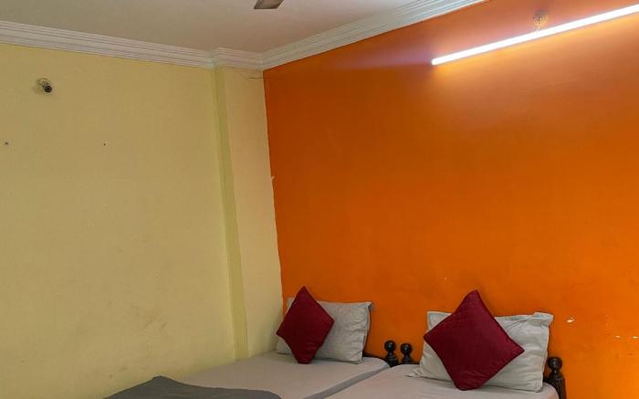 Nandini Guest House