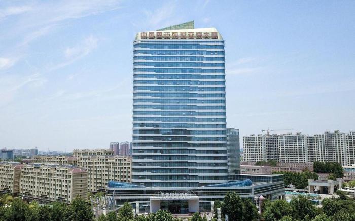 Huaya International Hotel (Weifang High-speed Railway North Station)