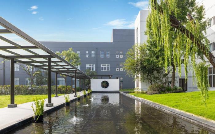 Suzhou Xinhu Scholars Hotel (Suzhou New District Station Branch)