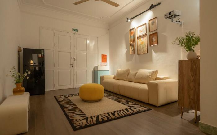 OldQuarter | 6Brs | 5’TrainSt