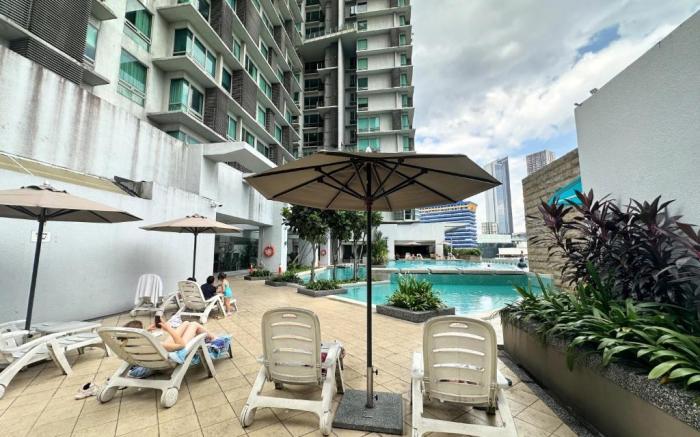 Swiss Garden Residence by PILLOWTALKS