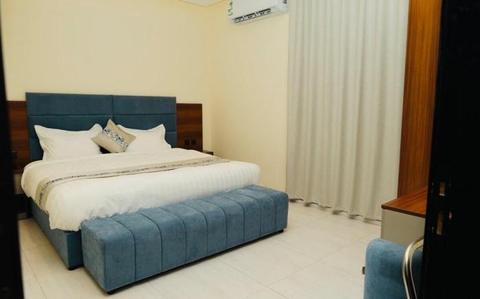 A14 Apartment Hotel with Hadi Furniture