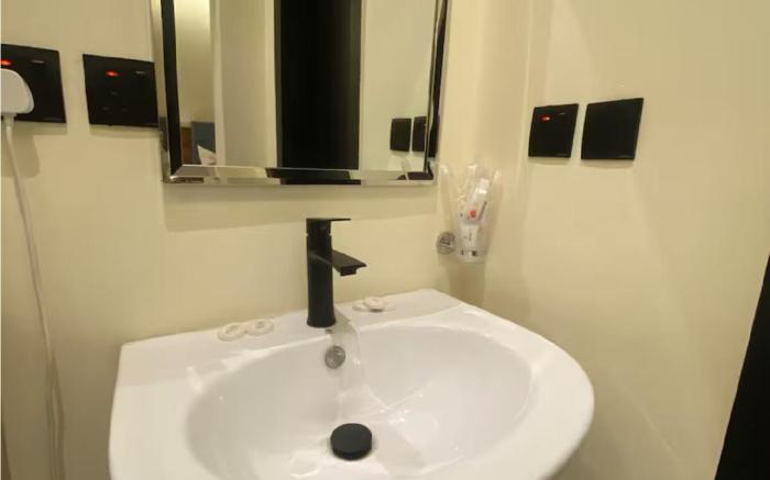 Hotel studio in the Press District. A12