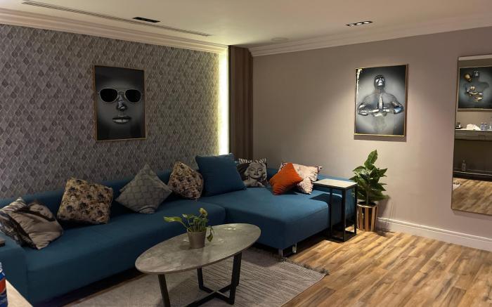 One bedroom apartment self entry