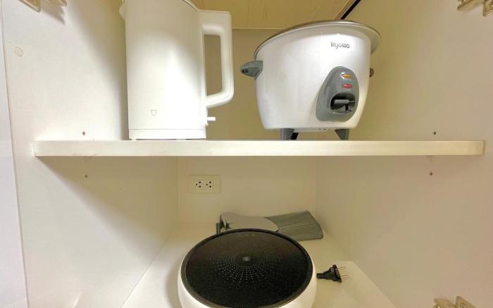 Noble Suite Pool Netflix in IT Park