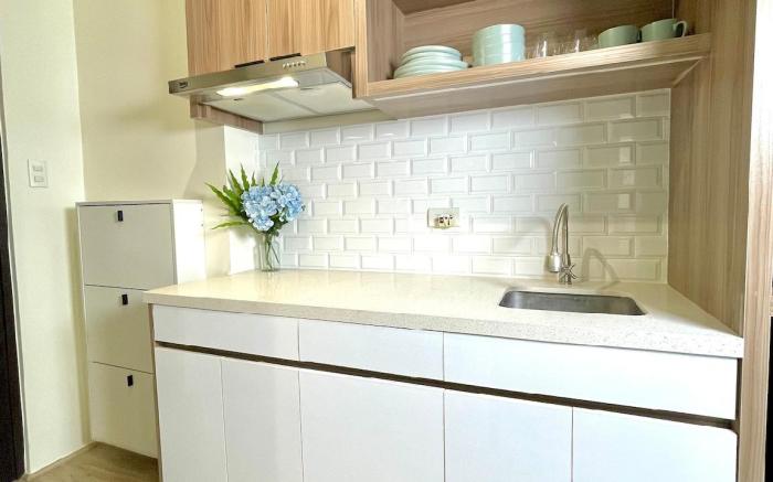 Noble Suite Pool Netflix in IT Park