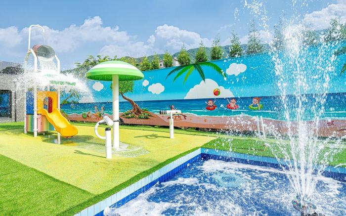 Bao Kids Pool Villa