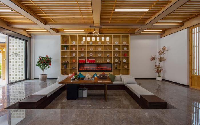Qiyu Xiaoyuan B&B (Dukezong Ancient City East Gate)