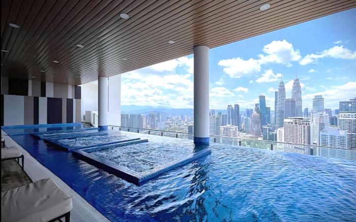 The Colony and the Luxe Infinity Pool