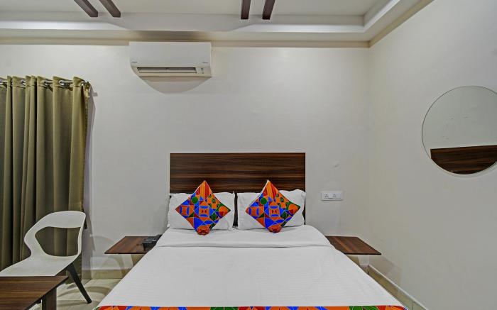FabHotel White House Leo