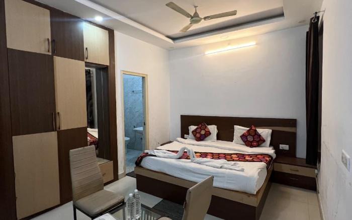 Hotel Kiara Inn Rooms and Banquet