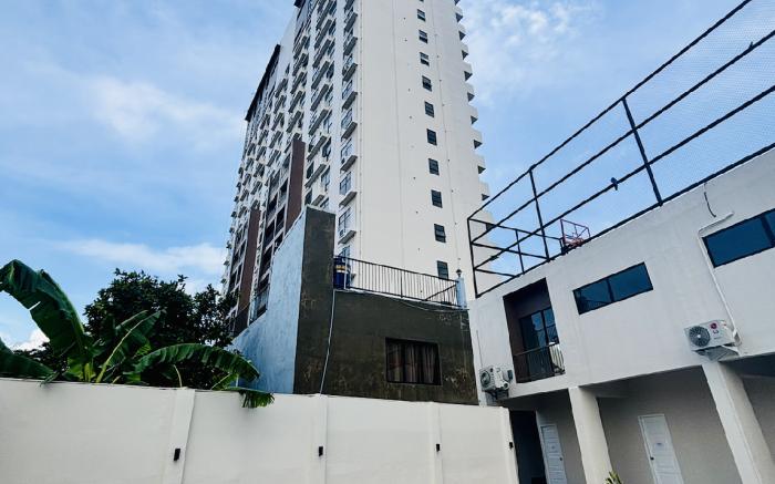 The Asher Mactan