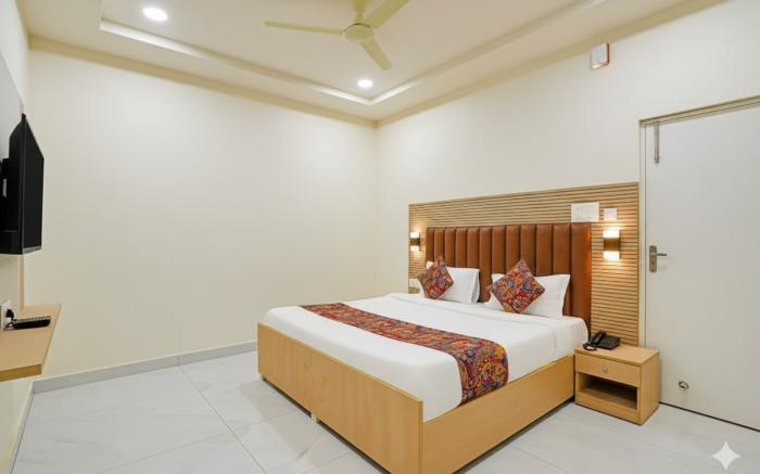 Hotel JK Height's Miyapur, Near Lingampally Staion
