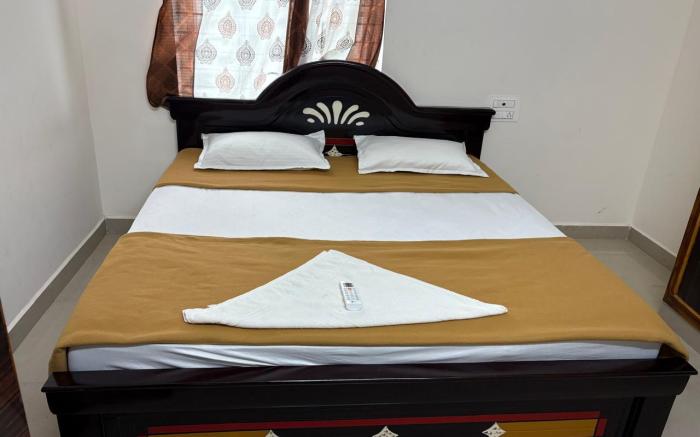 VISHNU HOMESTAY