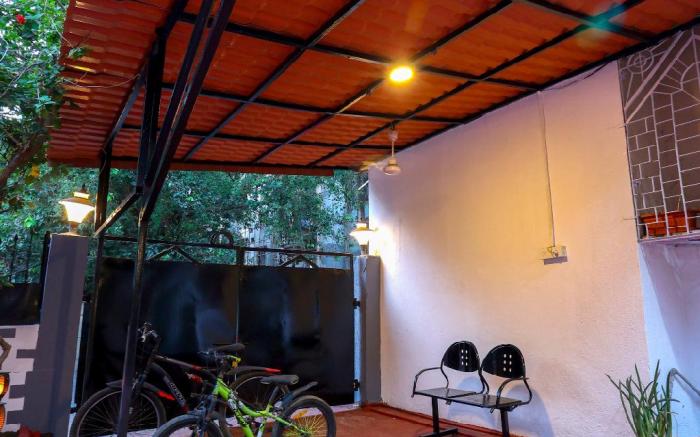 Presidential Villa - Kandivali East