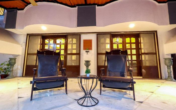 Presidential Villa - Kandivali East