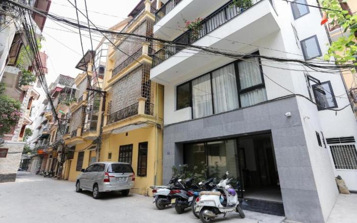 Quiet Hoang Quoc Viet Hotel & apartment