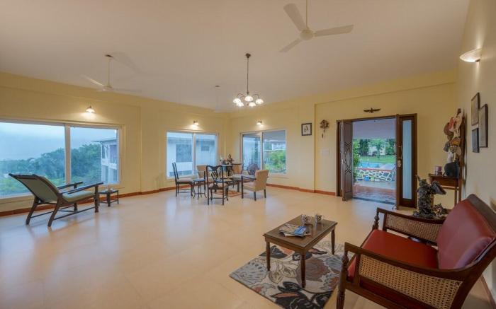 SaffronStays Silver Falls-Scenic Waterfall Escape