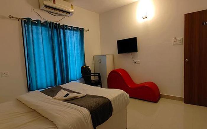 FabHotel Seven Elite