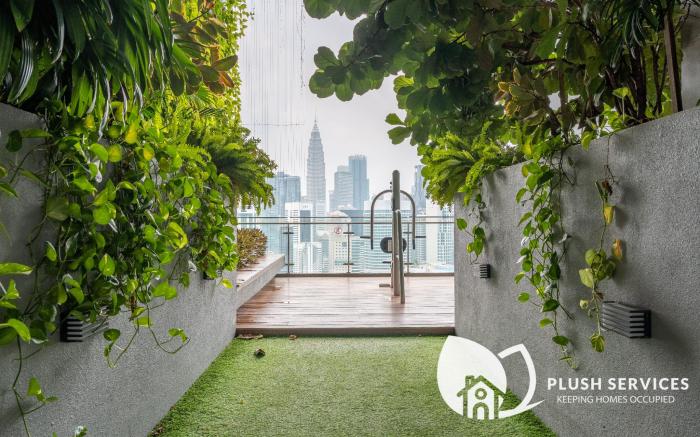 CeylonZ Suites by Plush