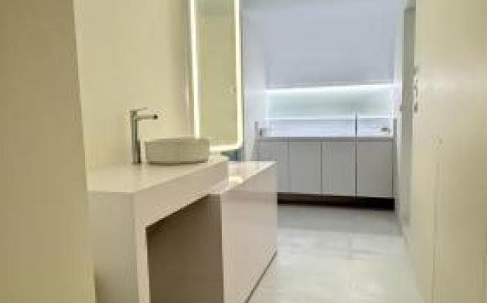 16 Post Station Single Tour