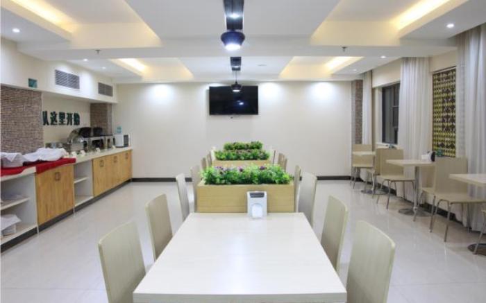 City Comfort Inn Wuzhou South High Speed Railway Station