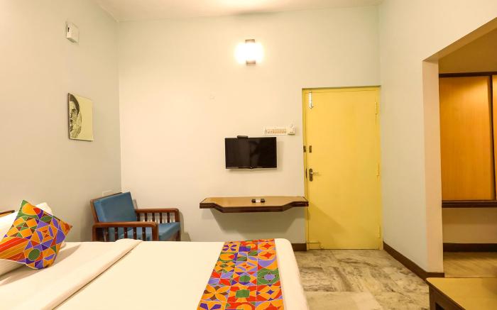 FabExpress Santhi Inn - Nr. Puducherry Beach