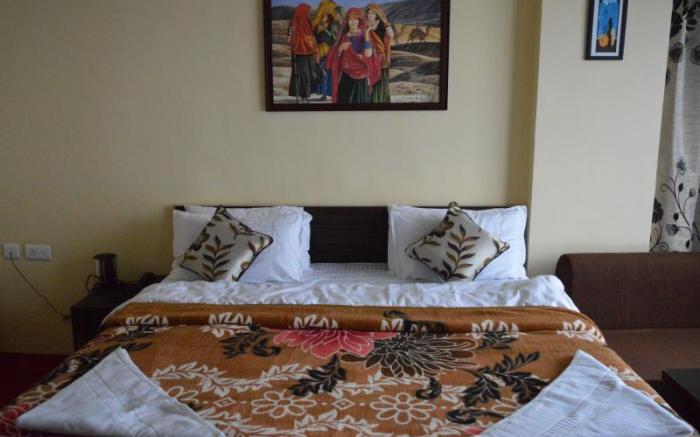 Hotel Golden Wind Horse