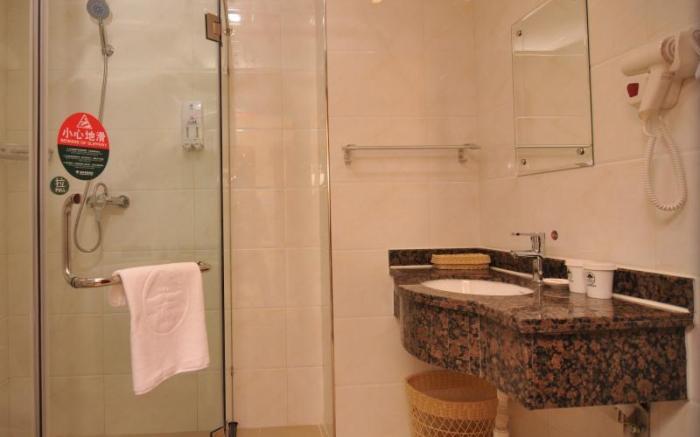 GreenTree Inn Zhangjiakou Wuyi East Street Jianxing Express Hotel