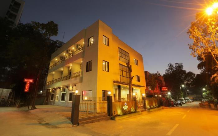 Sardar hotel